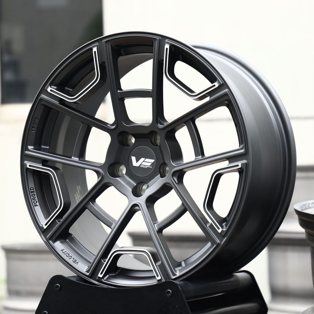 Tesla Model X wheels – Gunmetal Split-Spoke Block, angled view