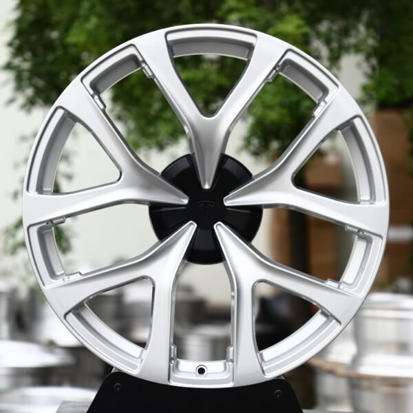 Tesla Model 3 wheels – Matte Silver 5 Y-Spoke Aero Centre (Tesla OEM-Style), front view