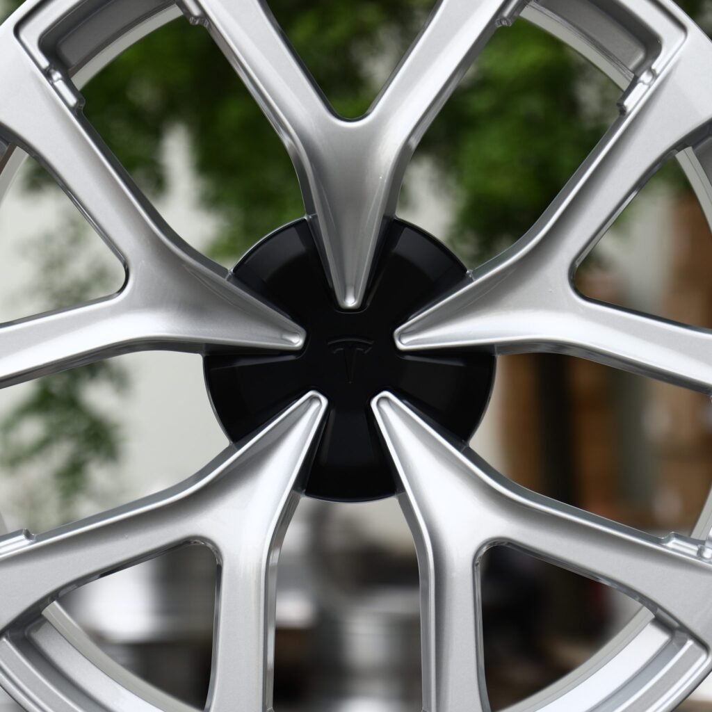 5x114.3 wheels – Matte Silver 5 Y-Spoke Aero Centre (Tesla OEM-Style), side view