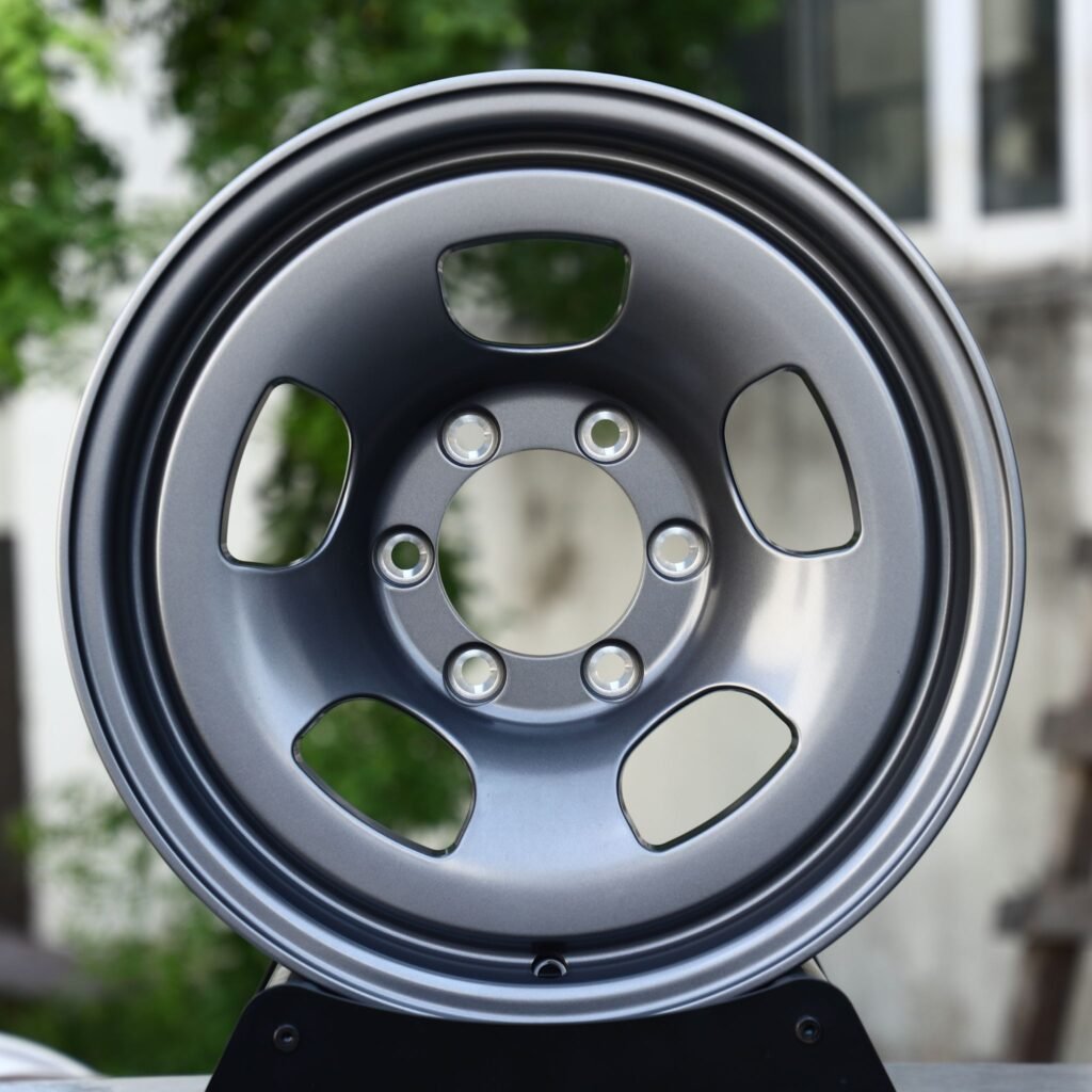 Toyota 4Runner wheels – Graphite 5-Spoke, front view