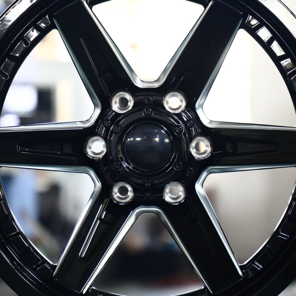 Toyota Tacoma wheels – Gloss Black 6-Spoke, lip and barrel detail