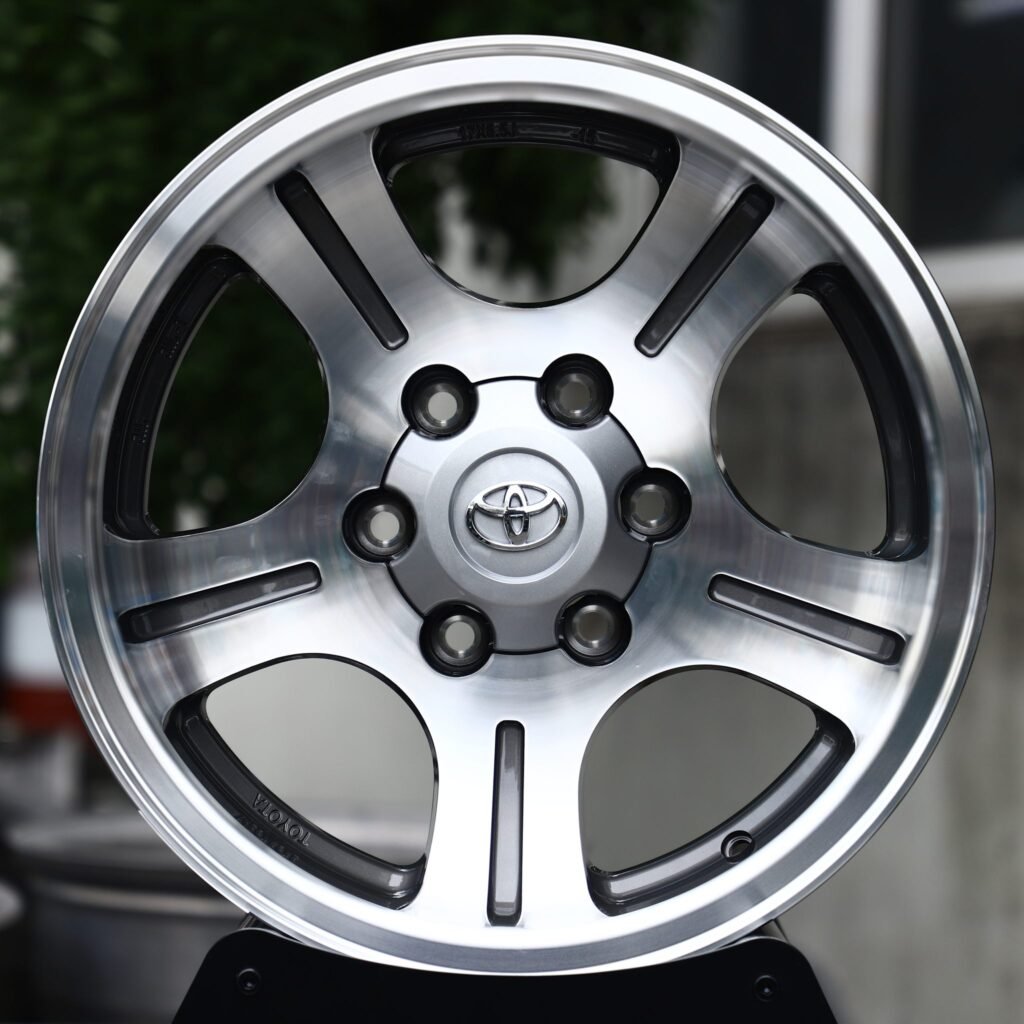 Toyota 4Runner wheels – Black / Machined 5 Split-Spoke (Toyota OEM-Style), front view