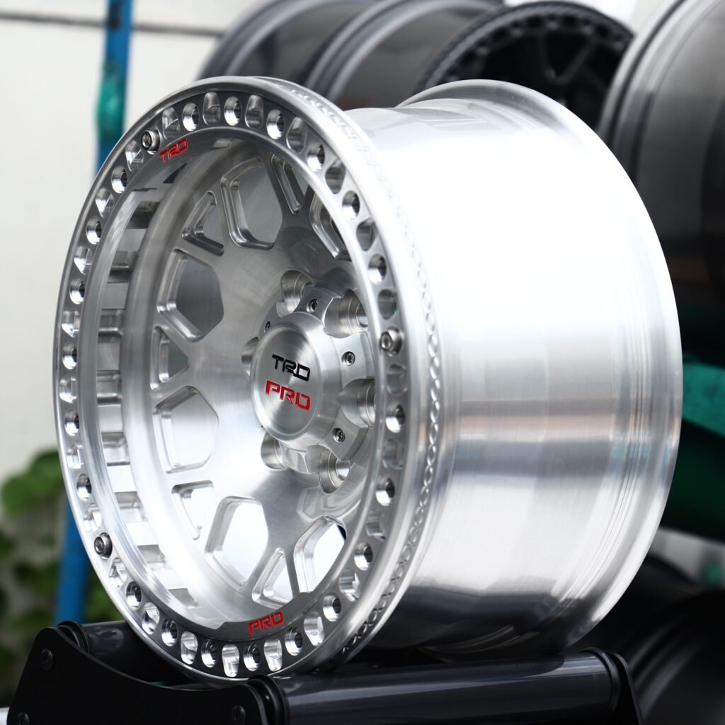 6x139.7 wheels – PRO Machined Y-Spoke Bolted Ring Beadlock (TRD-Style), side view