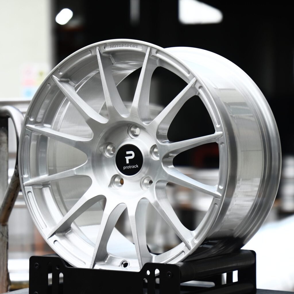 Audi S3 wheels – Brushed Silver 14-Spoke, angled view