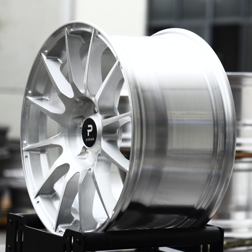 5x112 wheels – Brushed Silver 14-Spoke, side view