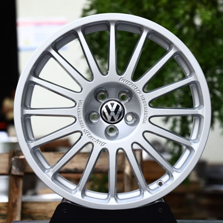 Volkswagen Golf wheels – Bright Silver 16-Spoke (Volkswagen OEM-Style), front view