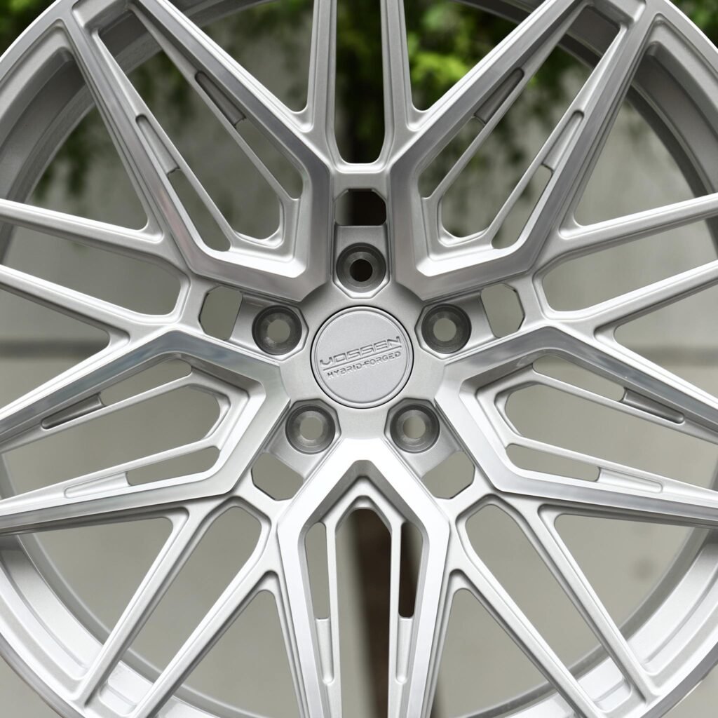 5x114.3 wheels – Bright Silver Y-Spoke Mesh (Vossen-Style), side view