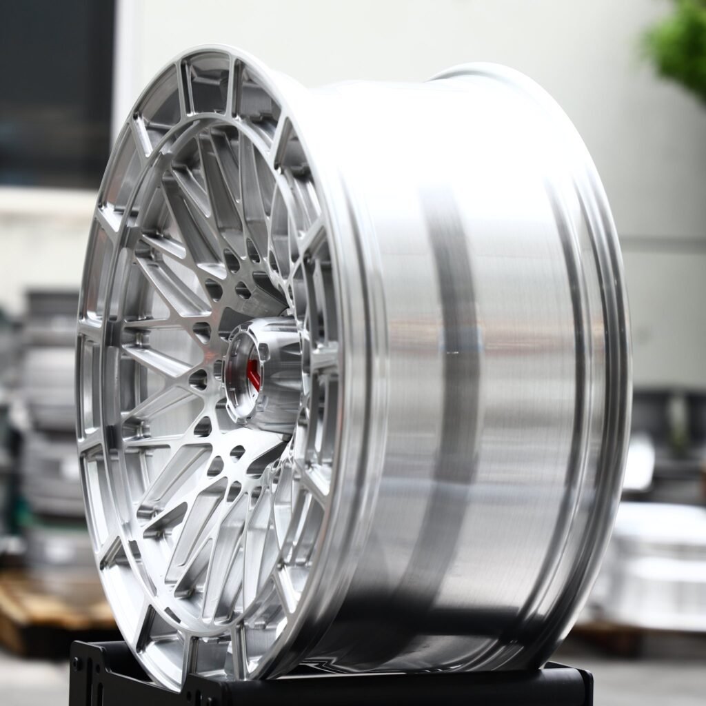 6x139.7 wheels – Brushed Silver Fine Mesh Double Ring (Vossen-Style), side view