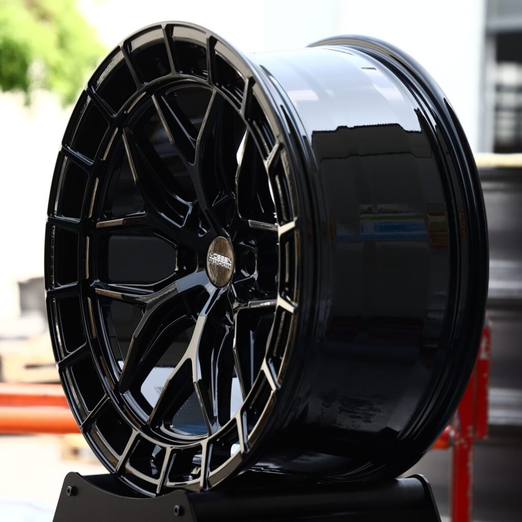 6x135 wheels – Gloss Black Mesh Double Ring (Vossen-Style), side view