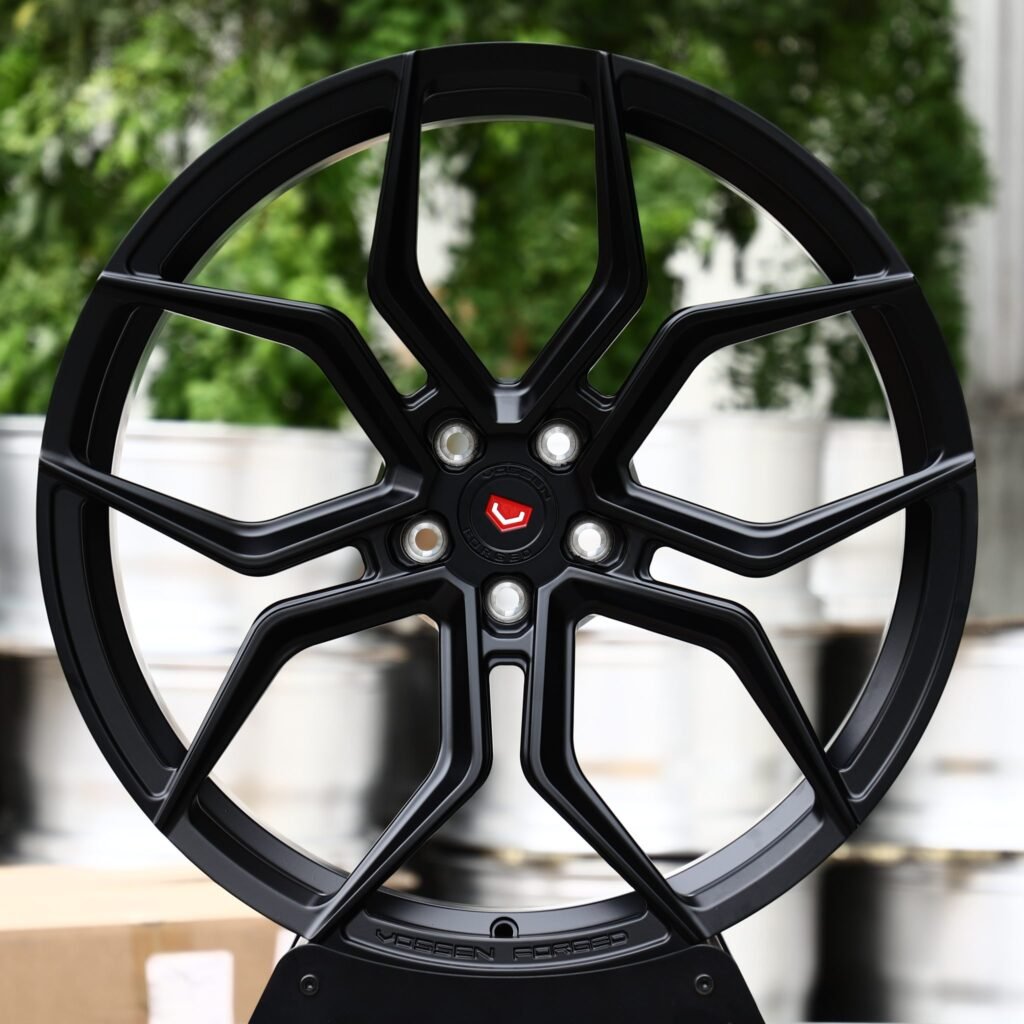 Audi A4 wheels – Satin Black 5 Split-Spoke (Vossen-Style), front view
