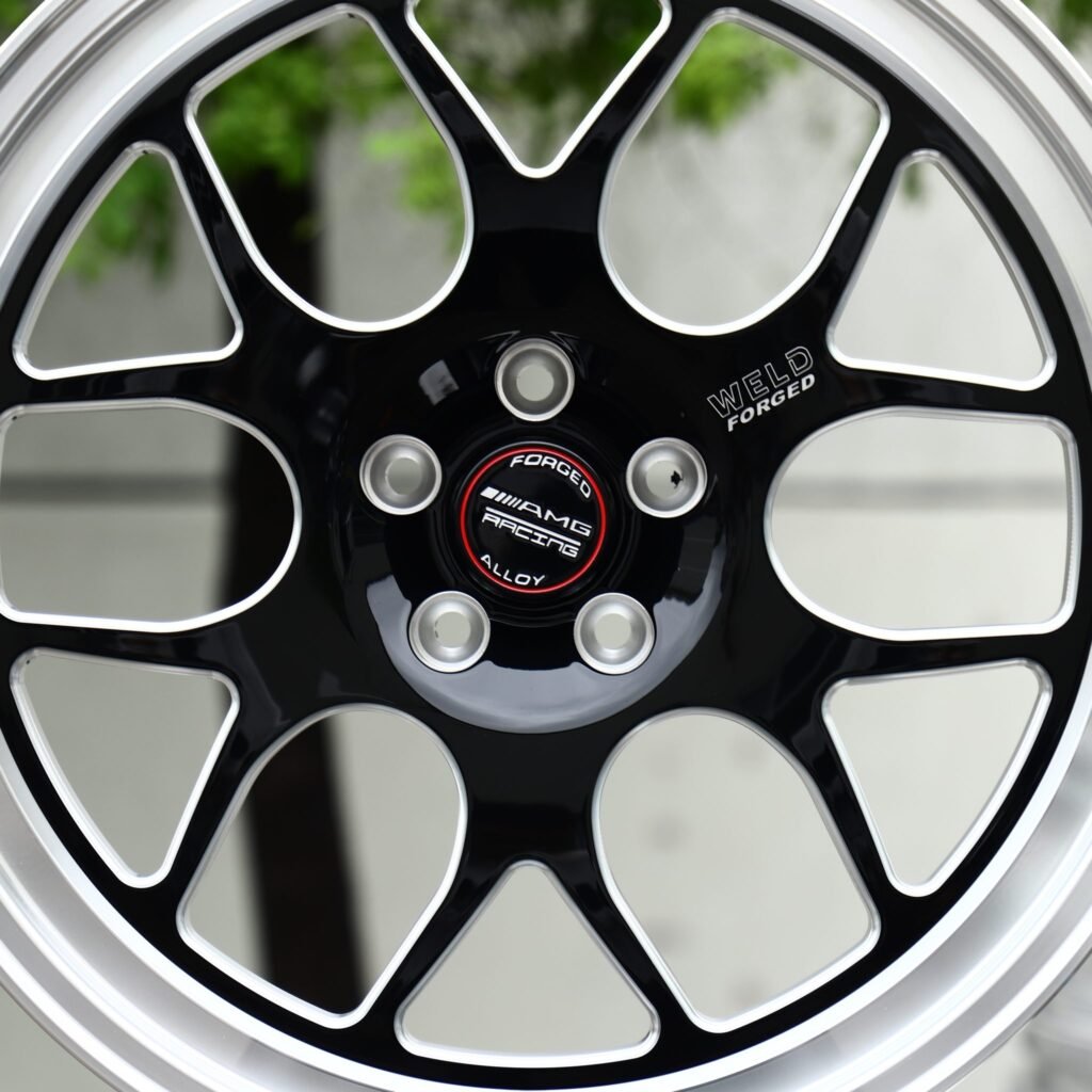 Dodge Charger wheels – Black Machined Mesh Polished Deep Lip (Weld Racing-Style), lip and barrel detail