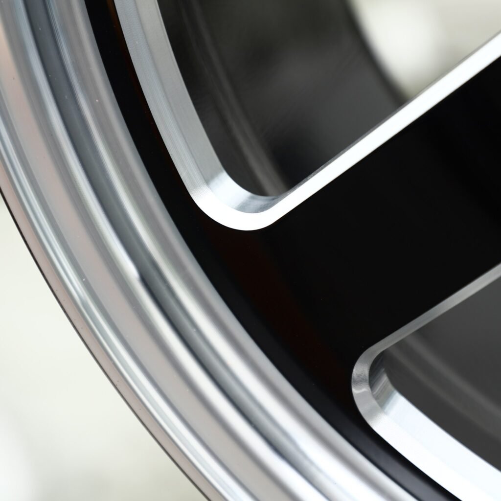 Chevrolet Silverado 1500 wheels – Gloss Black 5-Spoke Polished Lip (Weld Racing-Style), lip and barrel detail