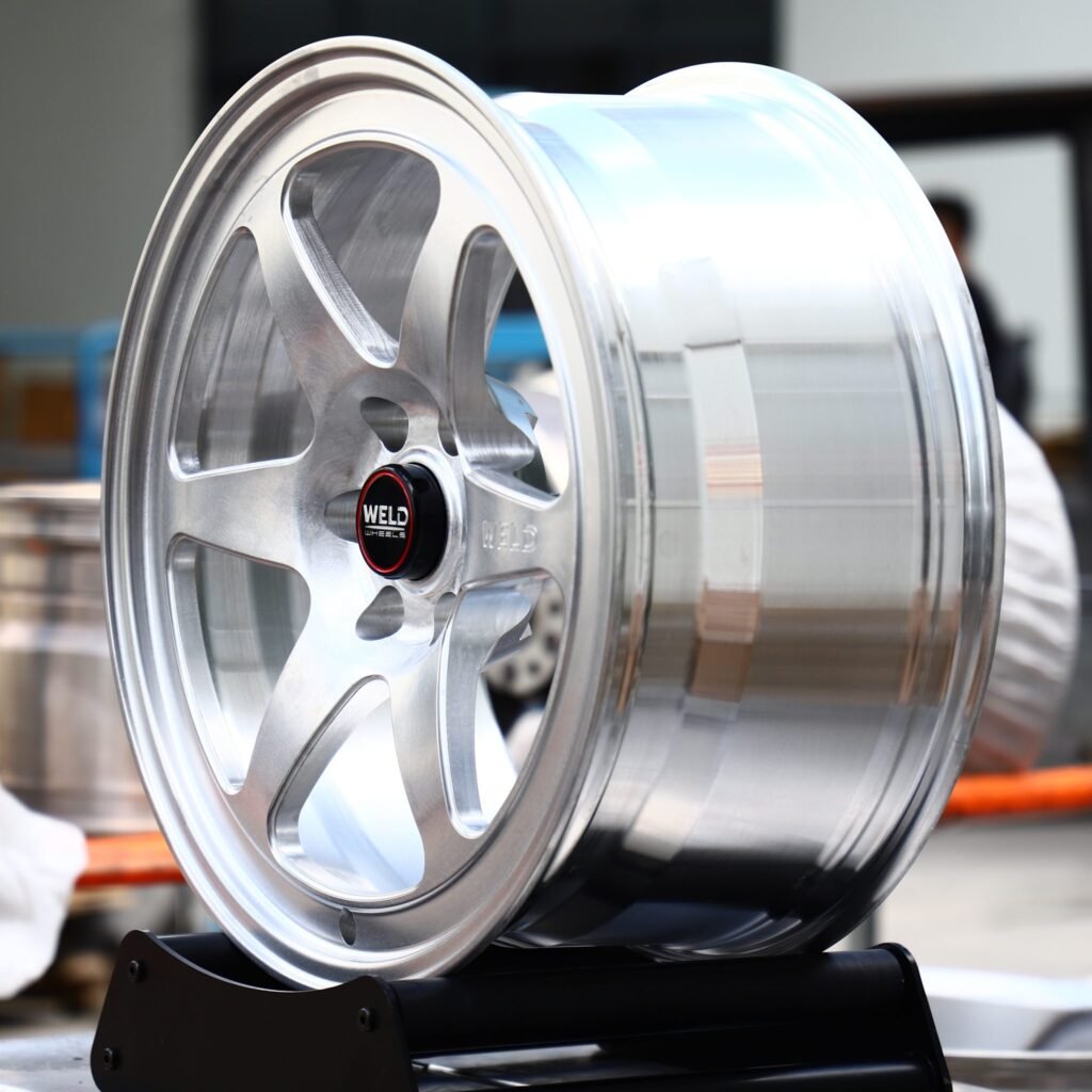 6x139.7 wheels – Polished 6-Spoke (Weld Racing-Style), side view