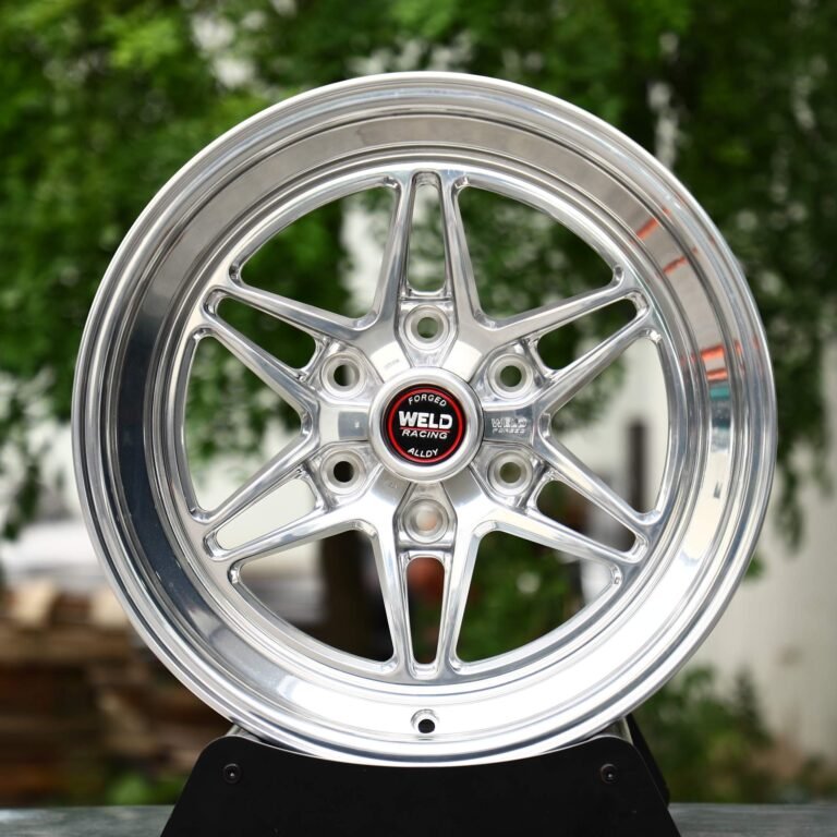 Ford Bronco wheels – Polished Deep Lip Star 6-Spoke (Weld Racing-Style), front view