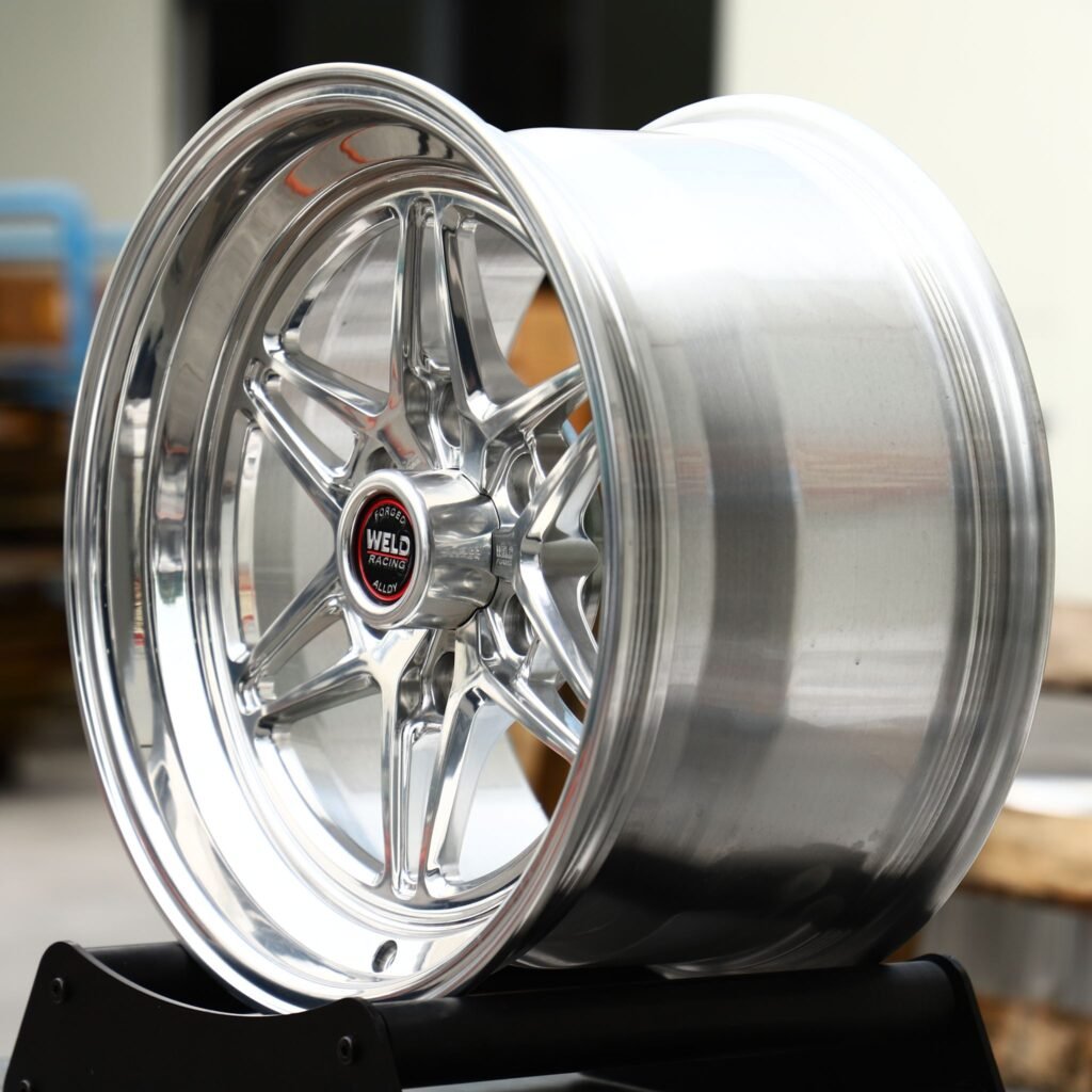 6x139.7 wheels – Polished Deep Lip Star 6-Spoke (Weld Racing-Style), side view