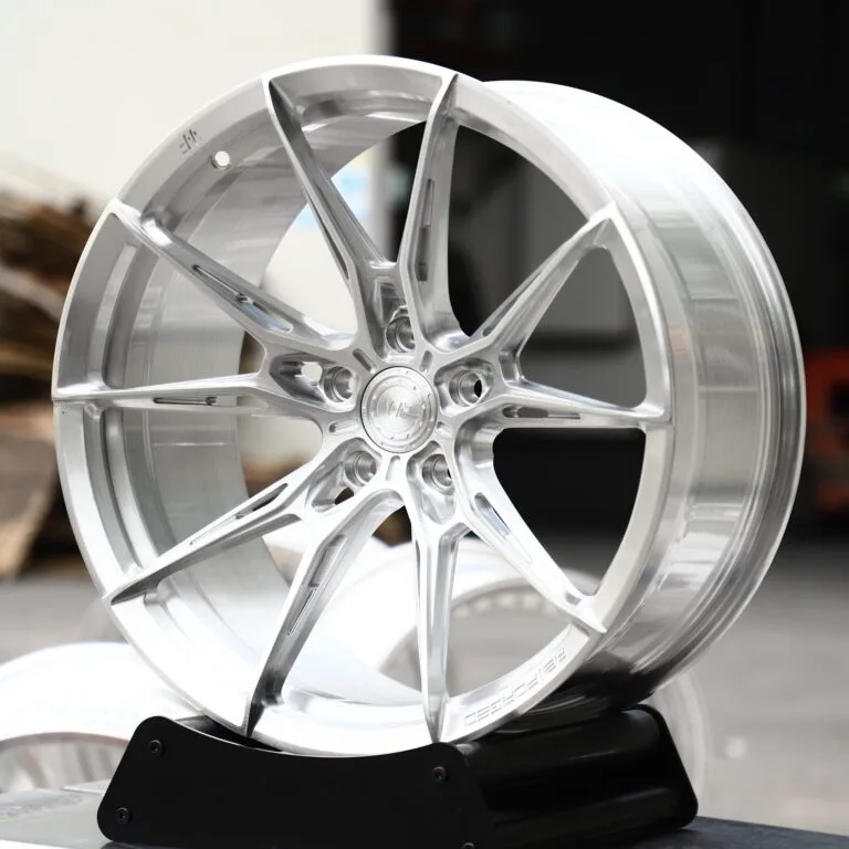 Wheelforce-Style Brushed Silver 10-Spoke Star Concave Forged Wheels – BMW M3 / Audi RS5, front view