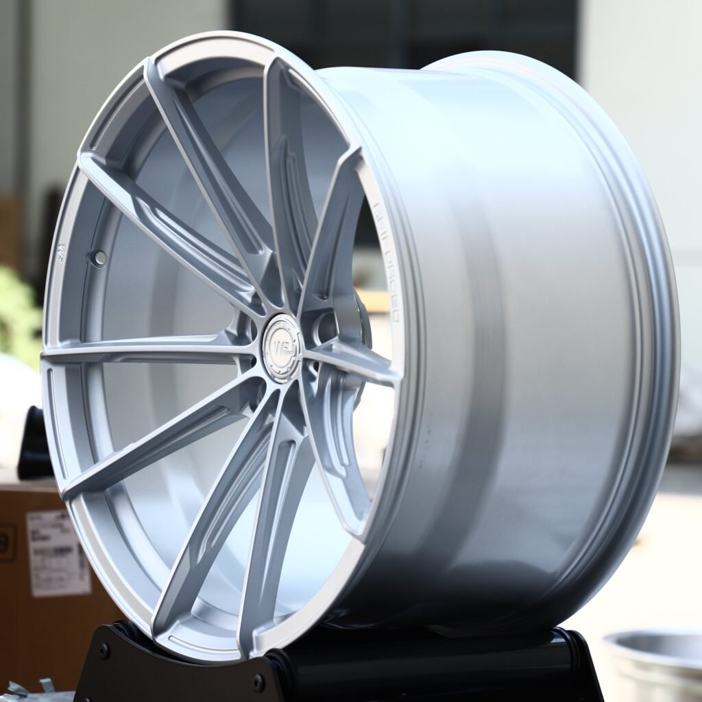 Lamborghini Huracan wheels – Matte Silver 10-Spoke Star Concave (Wheelforce-Style), angled view