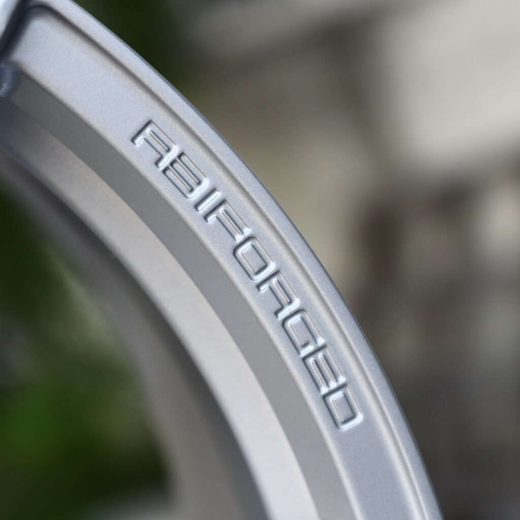 Audi R8 wheels – Matte Silver 10-Spoke Star Concave (Wheelforce-Style), lip and barrel detail