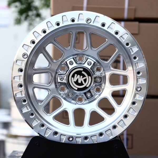 Ford F-250 wheels – Machined Silver Y-Mesh Black Cap Beadlock (WK-Style), front view