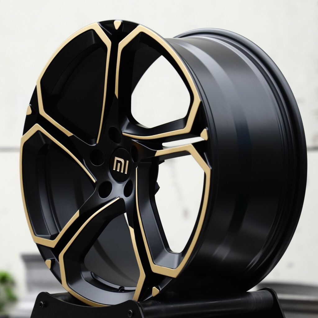 Xiaomi SU7 wheels – Satin Black / Gold 5-Spoke Blade (Xiaomi OEM-Style), angled view