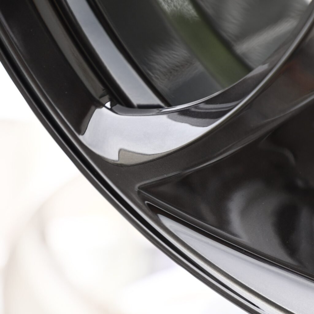 Xiaomi SU7 wheels – Transparent Black Brushed 5-Spoke Swirl (Xiaomi OEM-Style), lip and barrel detail
