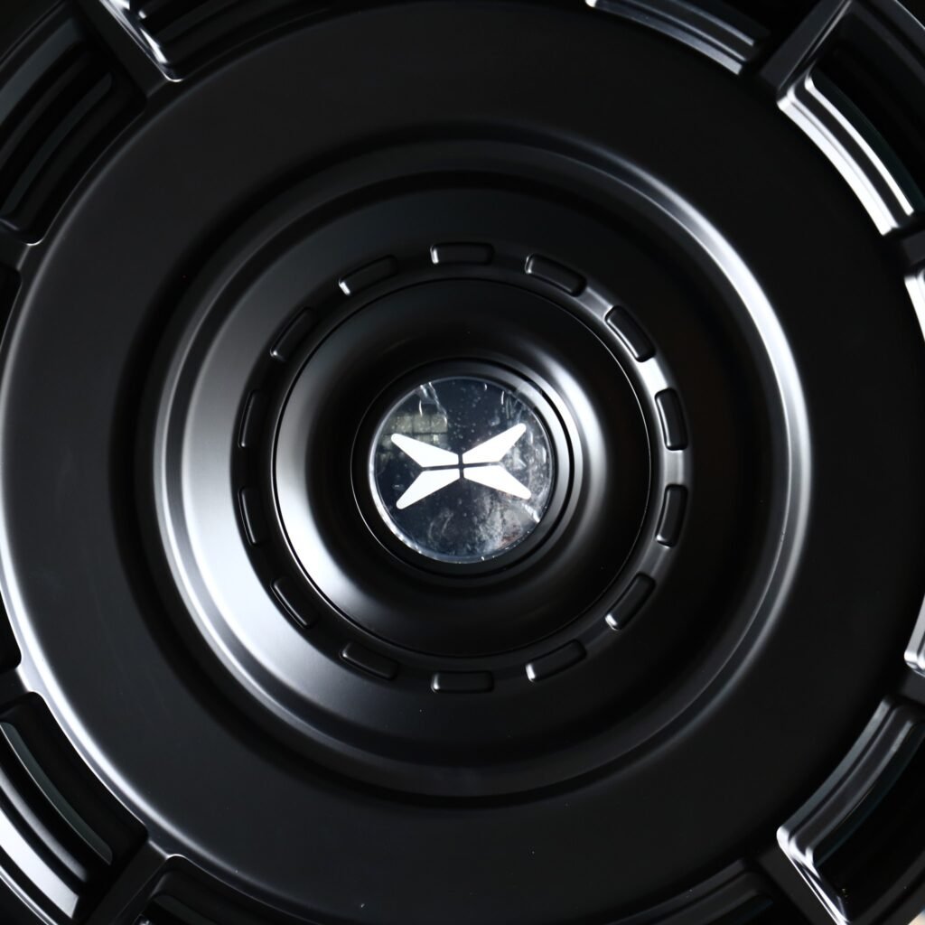 Audi A4 B9 wheels – Satin Black Slotted Disc (XPeng OEM-Style), lip and barrel detail